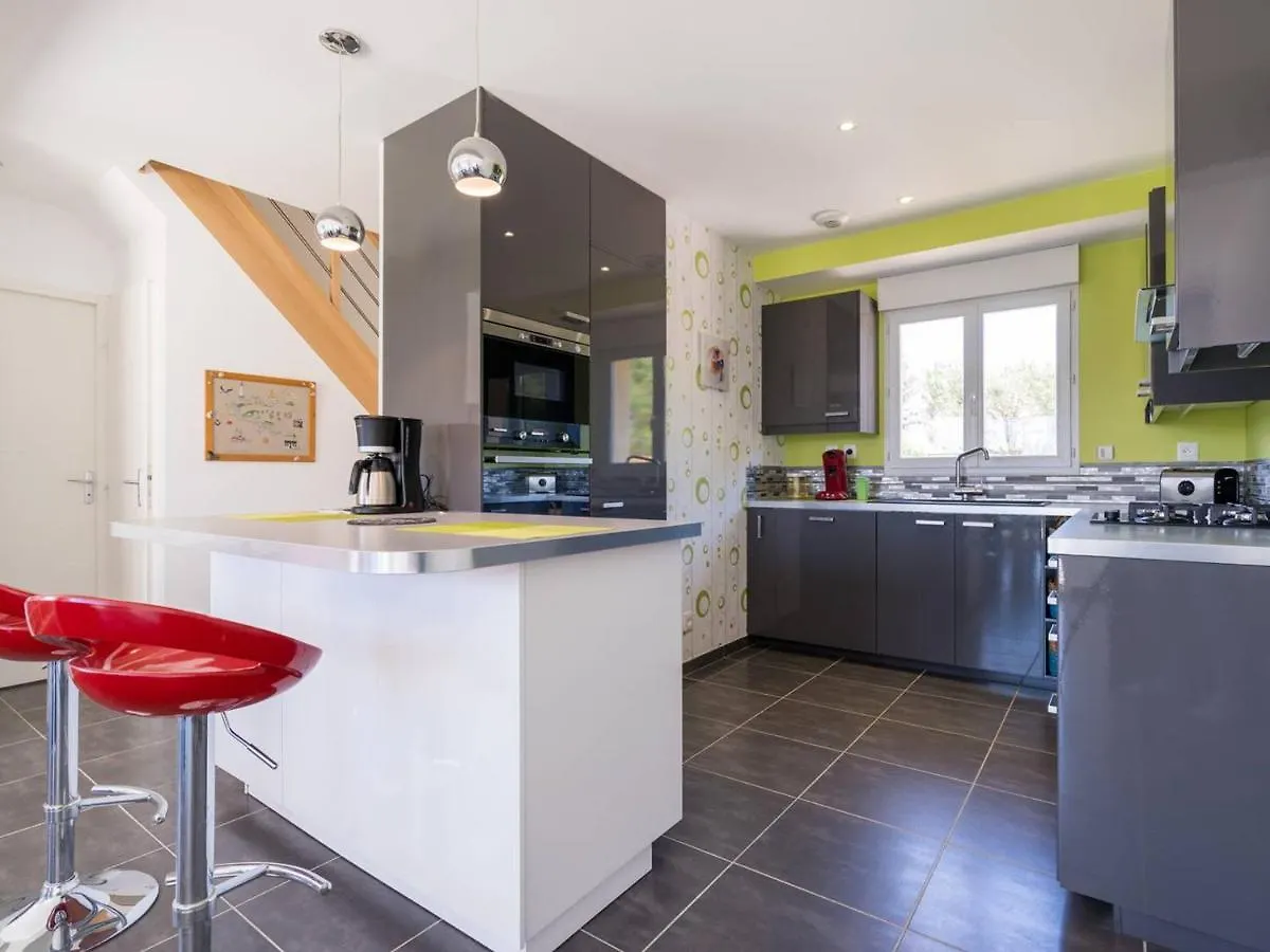 Villa Maison Familiale Avec Jardin Clos, 4 Pieces, 6 Pers, Proche Plage Et Commerces, Wifi, Parking Inclus. - Fr-1-477-192 Locmariaquer